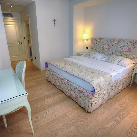 Hotel Grace-3