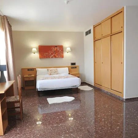 Hotel Maria Rosa-3