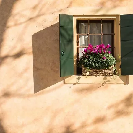 Hotel Donna Lucia-2