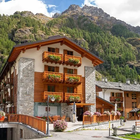 Lo Scoiattolo Hotel-3