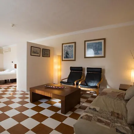 Hotel Cal Naudi-2