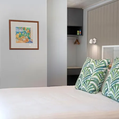 The Bungalows - Absolute Beachfront-3