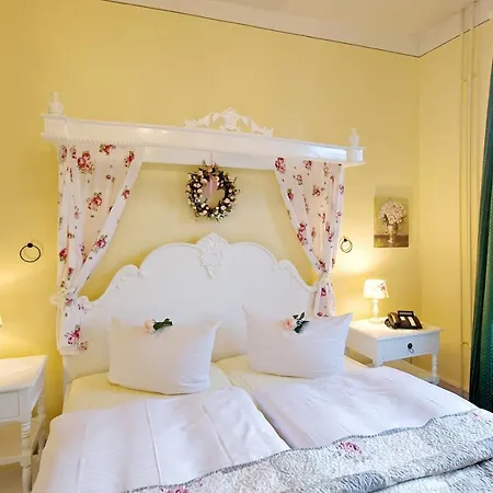 SchlossHOTELGedern-3