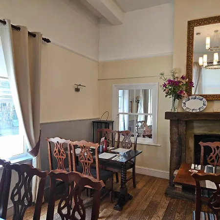 The Swan At Compton-3