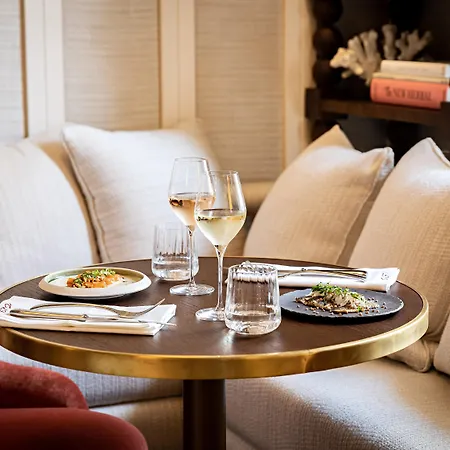 Chateau Des Fleurs Hotel & Spa Paris-3
