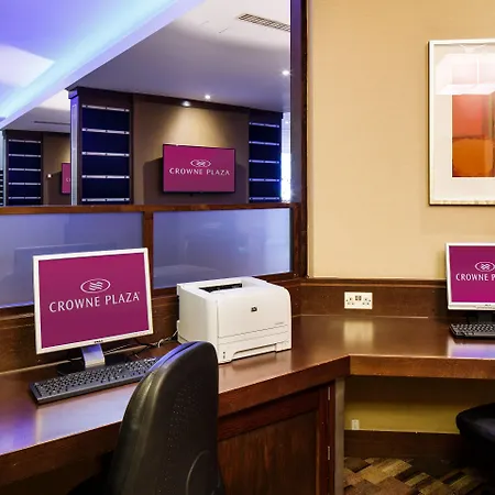 Crowne Plaza London - Gatwick Airport By Ihg-3