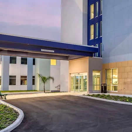 Comfort Inn & Suites New Port Richey Downtown District-2