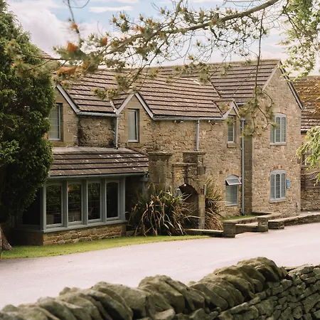 Derwent Manor Boutique Hotel-2