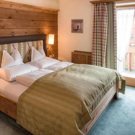 Hotel Garni Serfauserhof-3