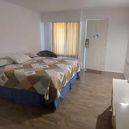 Granby River Inn & Suites-2