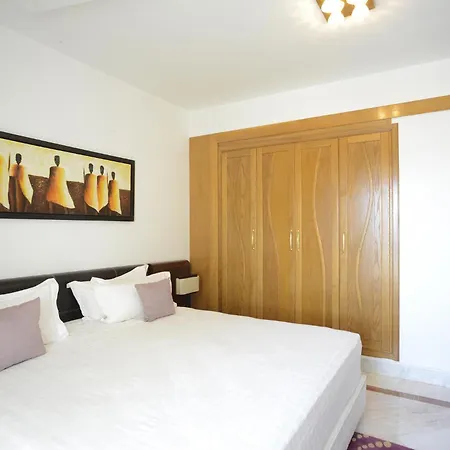 The Penthouse Suites Hotel-3