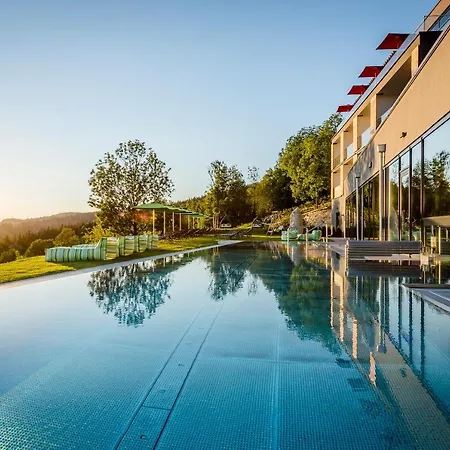 Huettenhof - Wellnesshotel & Luxus-Bergchalets - Adults Only-2