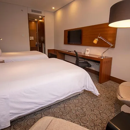 DoubleTree by Hilton Bogota Parque 93-3