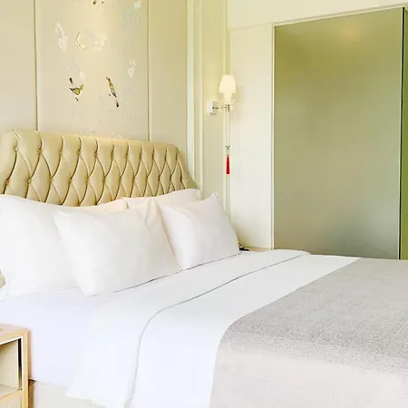 Art Deco Luxury Hotel & Residence-3