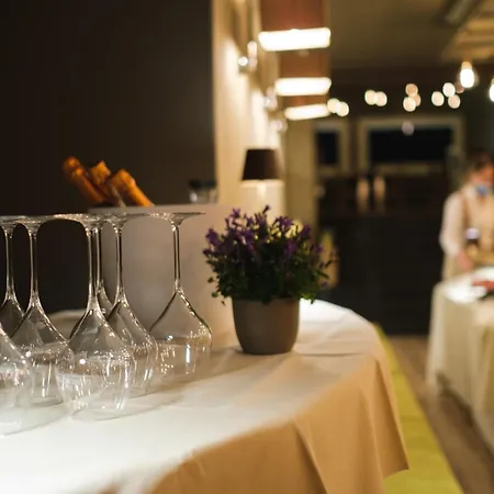 Lake Hotel La Pieve-3
