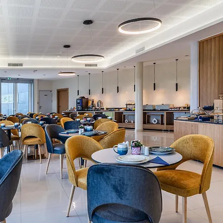 Brit Hotel Privilège Paris Rosny-sous-Bois-2