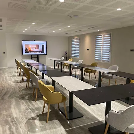 Brit Hotel Paris Orly Rungis-2