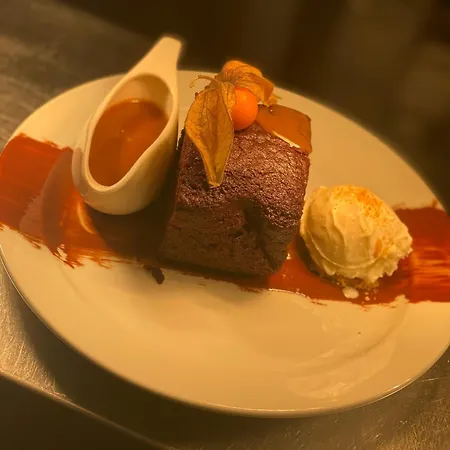 Manor House Hotel And Restaurant-2