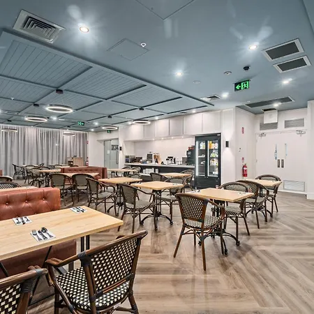 Mercure Pakenham-2
