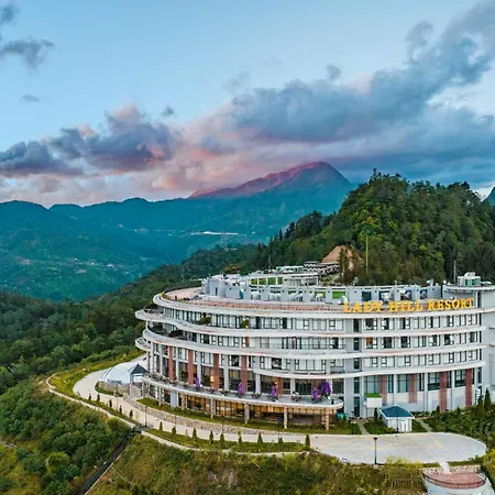 Lady Hill Sapa Resort-2