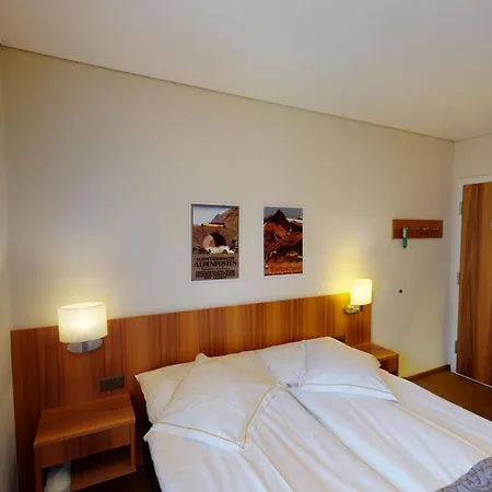 Hotel Ambassador-2