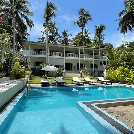 Plantation House-3