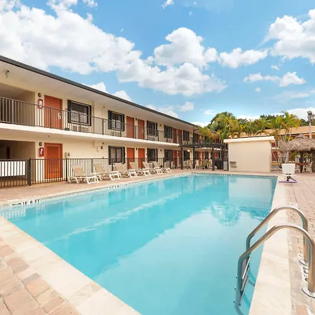 Quality Inn Florida City - Gateway To The Keys-2