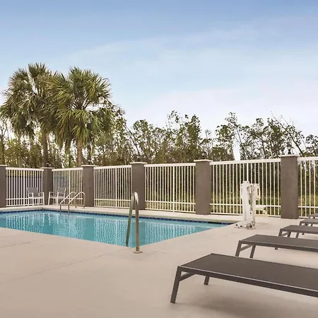 Country Inn & Suites By Radisson, Panama City, Fl-3