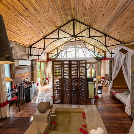 Princesse Bora Lodge & Spa-2