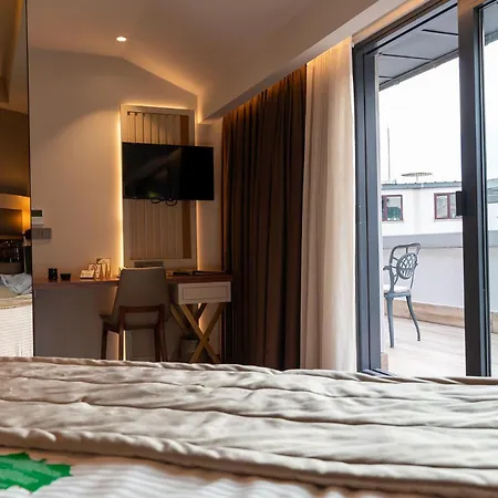 Golden Royal Hotel & Spa-3