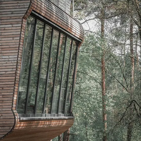 Tree Inn - Das Baumhaushotel-3