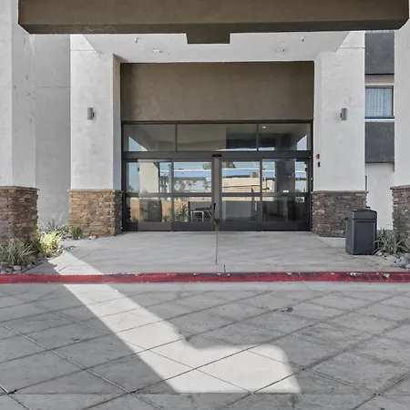 Studio 6 Suites Perris, Ca-3