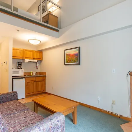 Sundance Lodge-2
