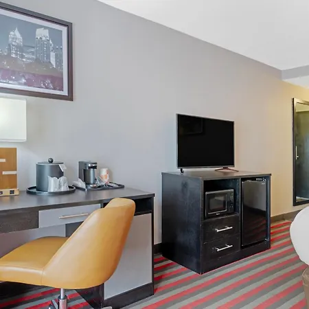 Comfort Inn & Suites Carrollton-2