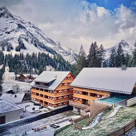 Berghaus Schroecken - Hotel Apartments Spa-3