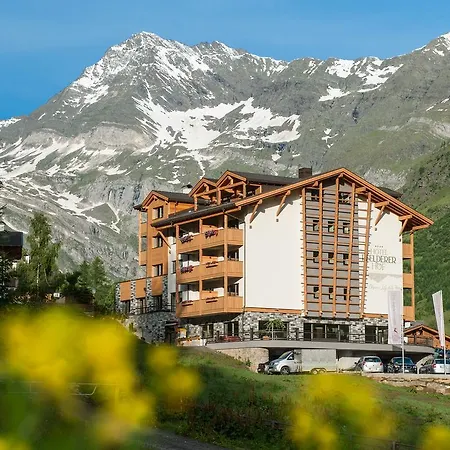 Hotel Pfeldererhof Alpine Lifestyle-2