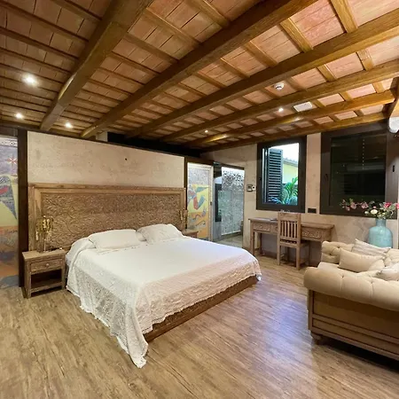 Hotel Historic-2