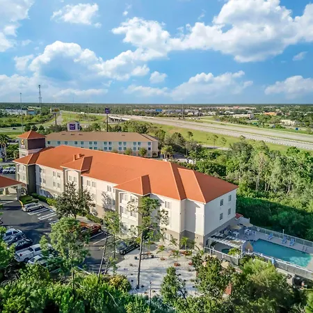 Comfort Inn & Suites Port Charlotte-Punta Gorda-2