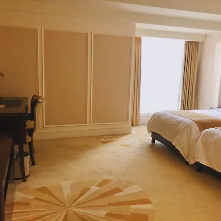 Paramount Gallery Hotel-2
