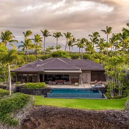 Mauna Lani Luxury Vacation Villas - Coraltree Residence Collection-3