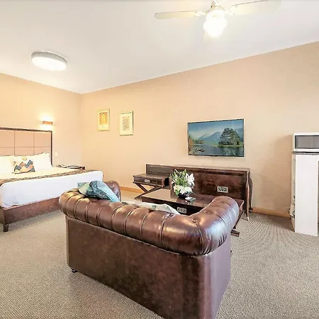 Eltham Gateway Hotel & Conference Centre-2