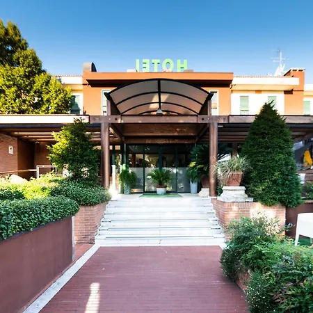HOTEL QUERINI Essential Business Hotel Sandrigo-2