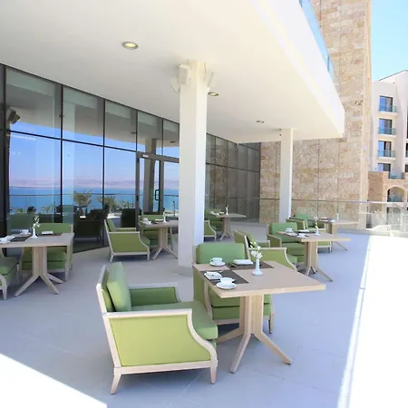 Hilton Dead Sea Resort & Spa-3