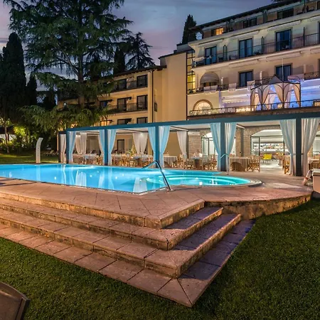 Hotel Villa Capri-2