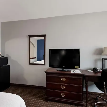 Quality Inn & Suites Oklahoma City North-3
