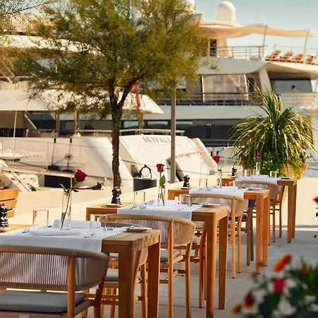 Hotel Ambasador-2
