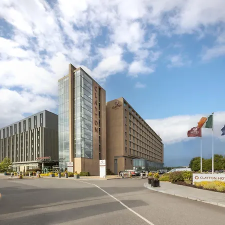 Clayton Hotel Dublin Airport-2