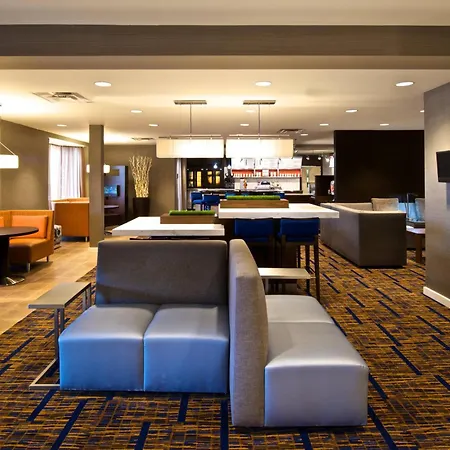 Country Inn & Suites By Radisson, Columbus-Edinburgh-3