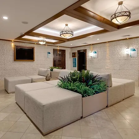 Doubletree By Hilton Van-3