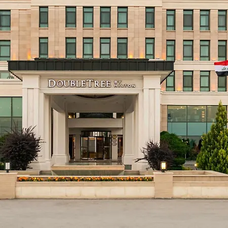 Doubletree By Hilton Van-3
